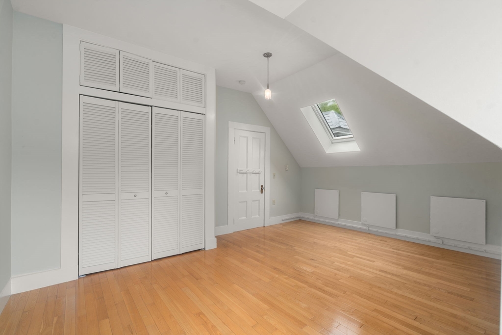 14 Center St # 3