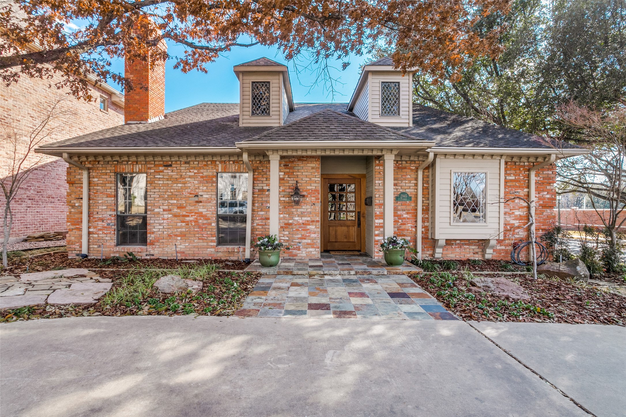 2945 Fondren Drive