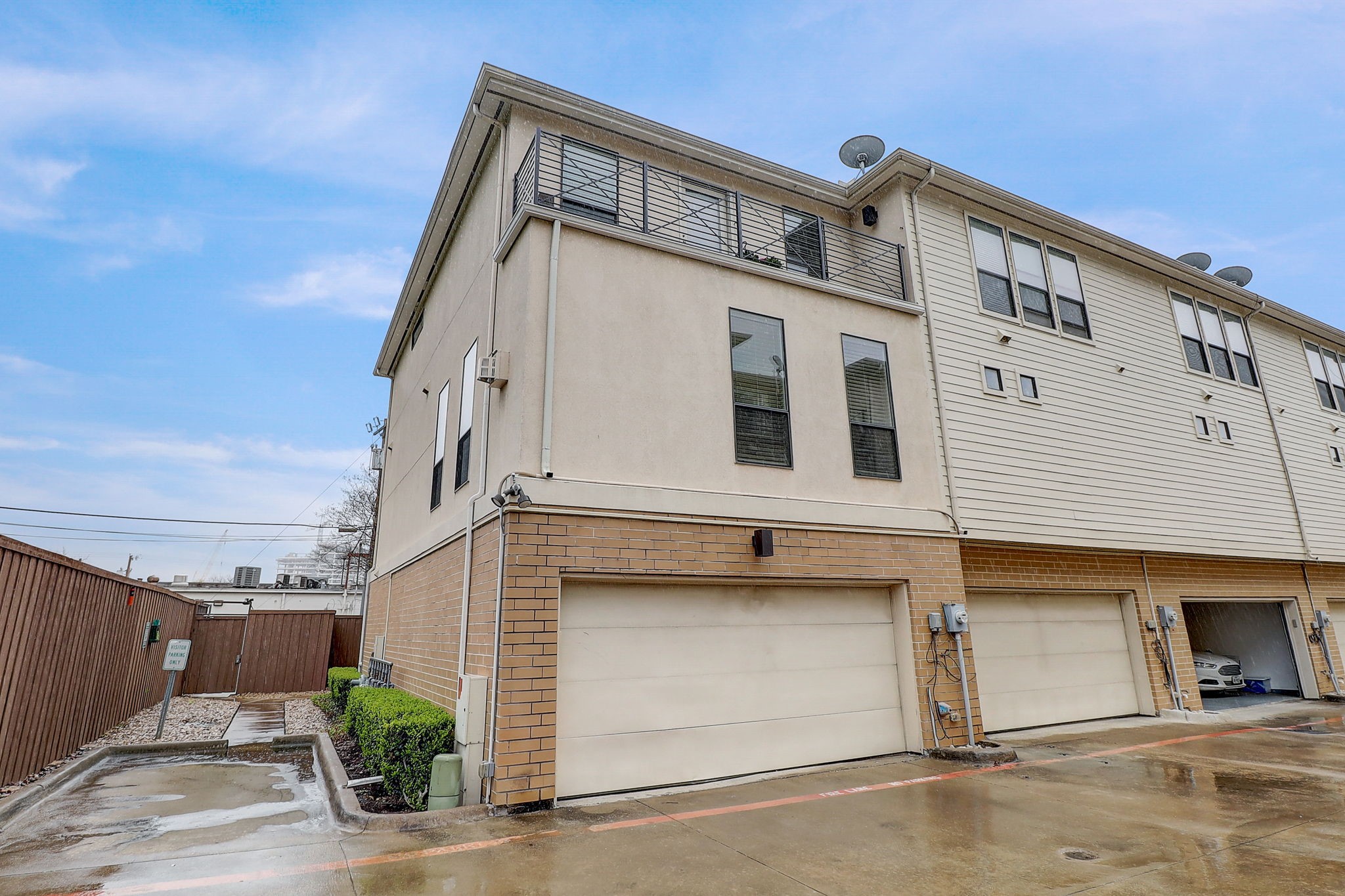 2606 Shelby Avenue 206