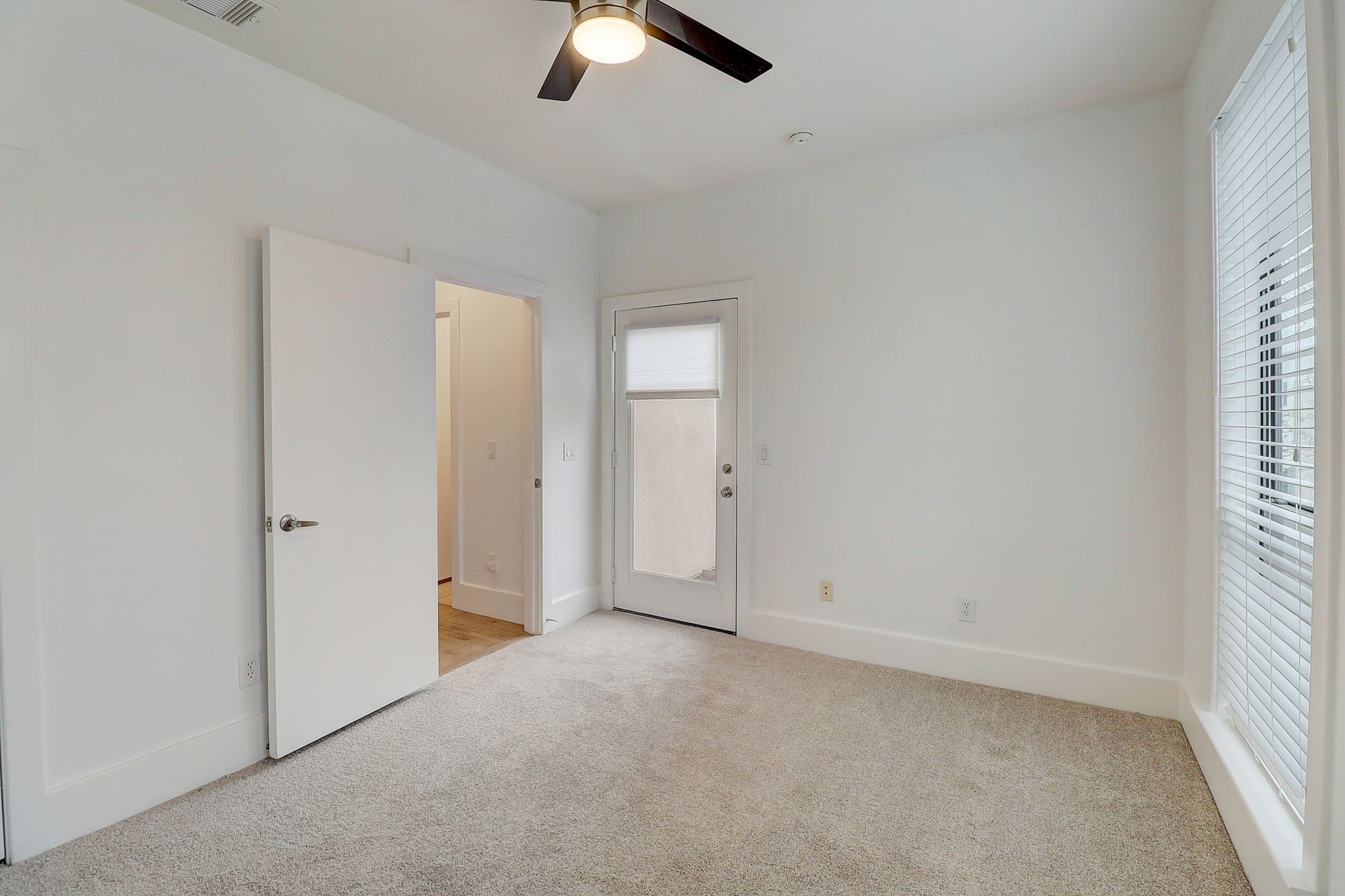 2606 Shelby Avenue 206