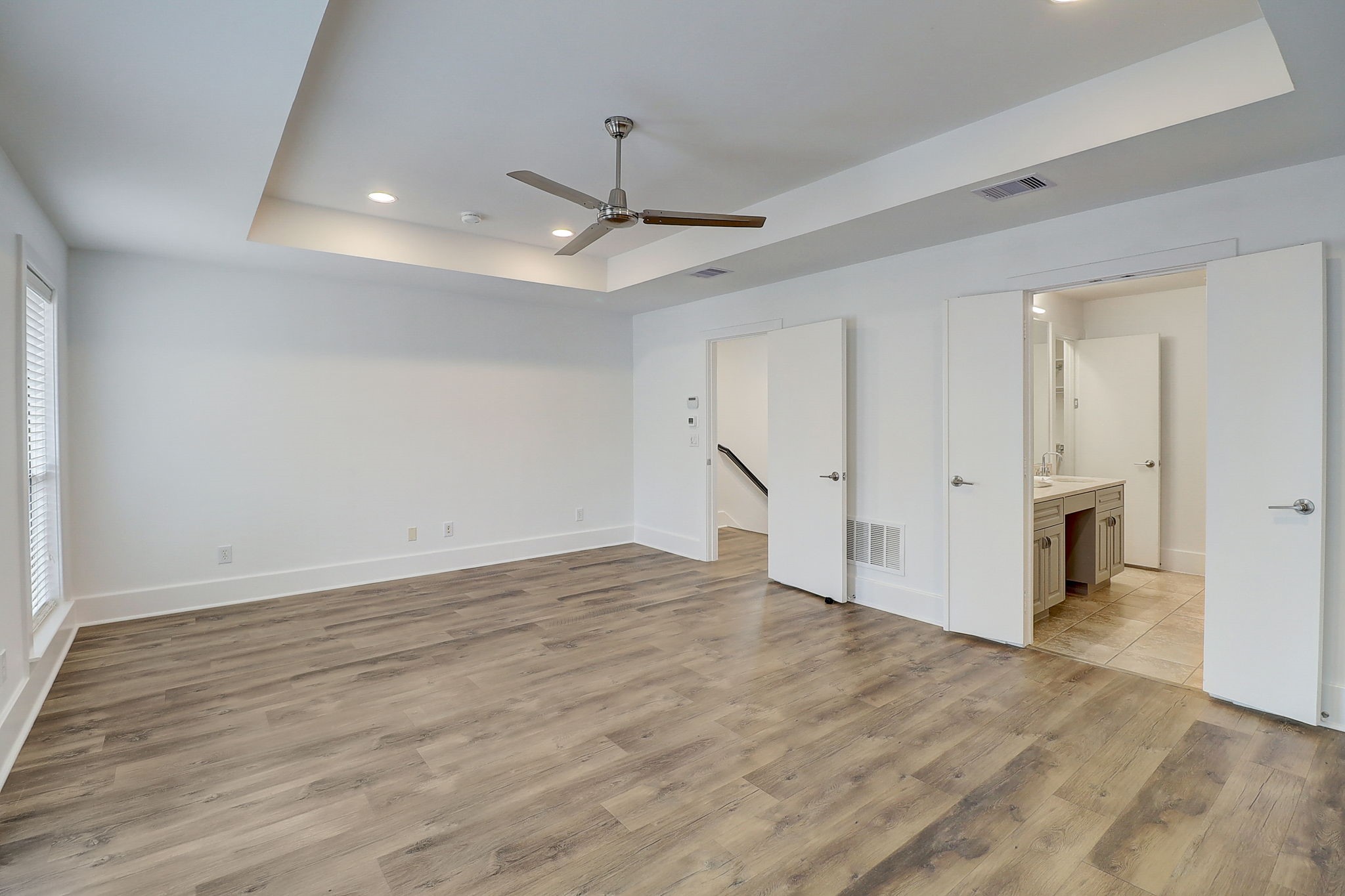 2606 Shelby Avenue 206