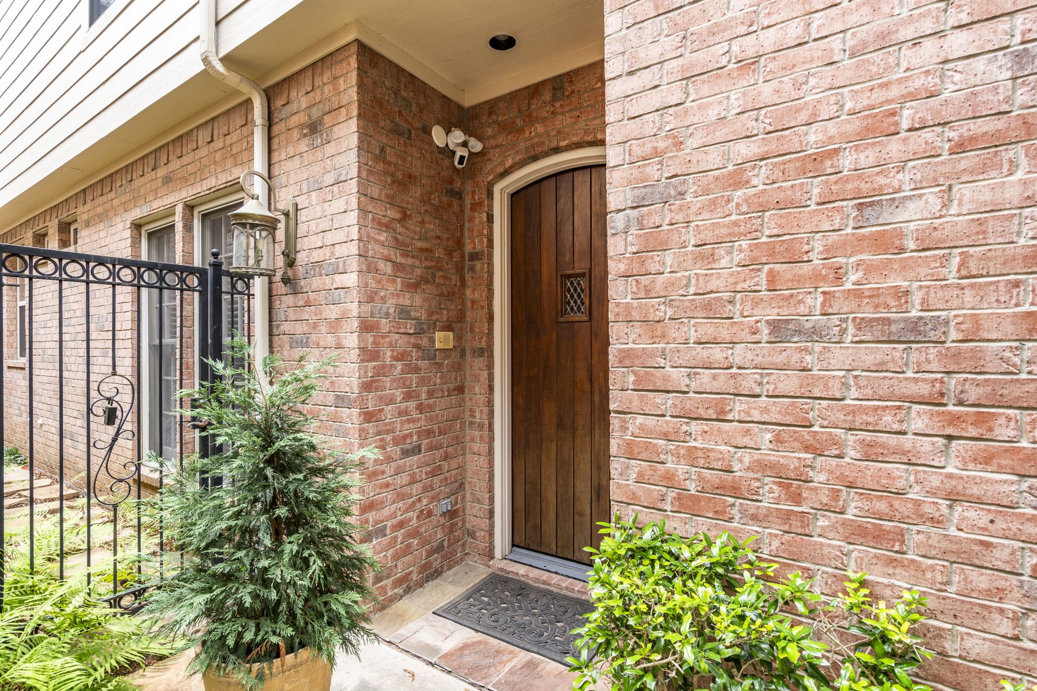 3445 Shenandoah Street