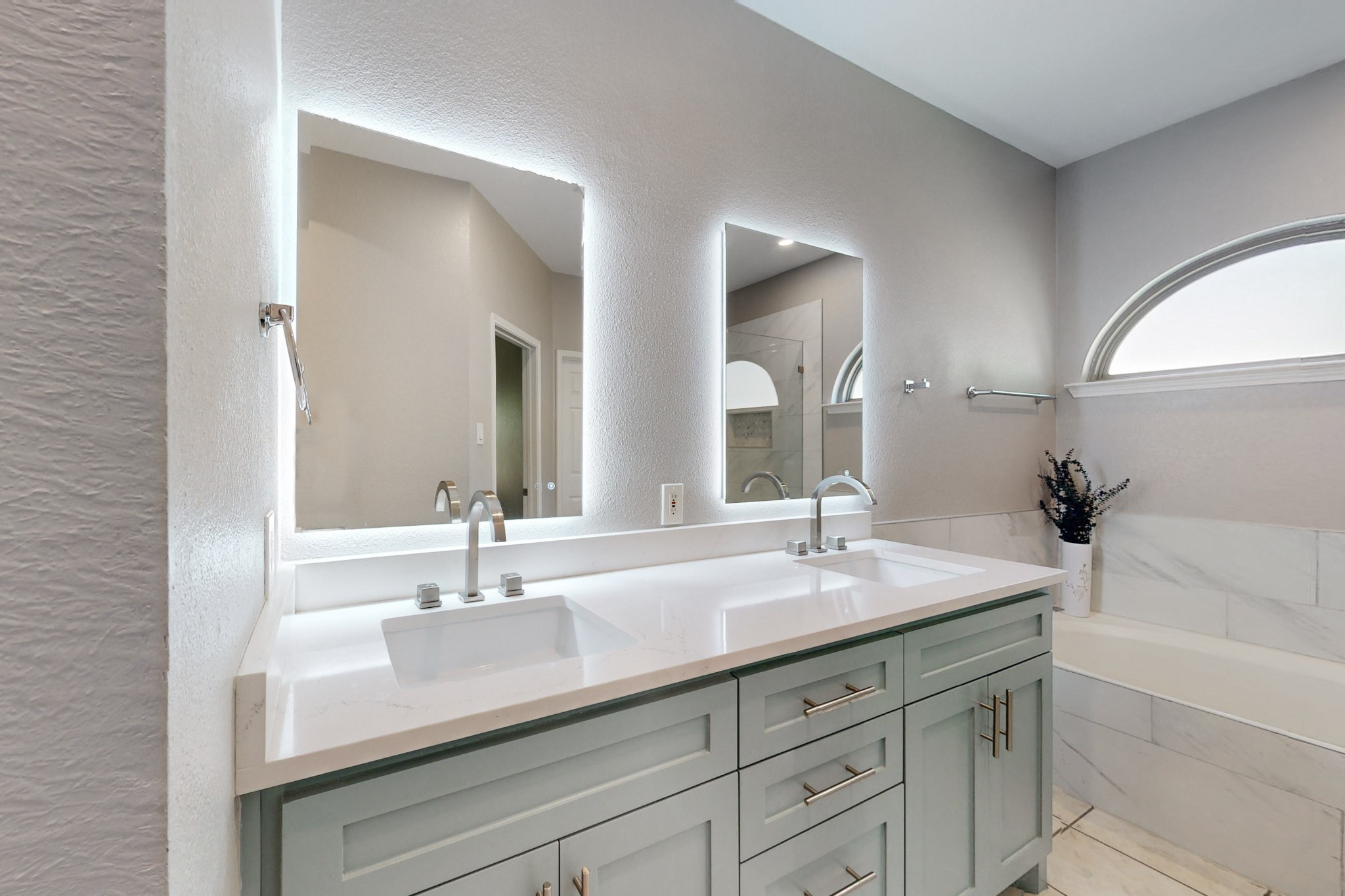 2403 Whispering Creek Drive