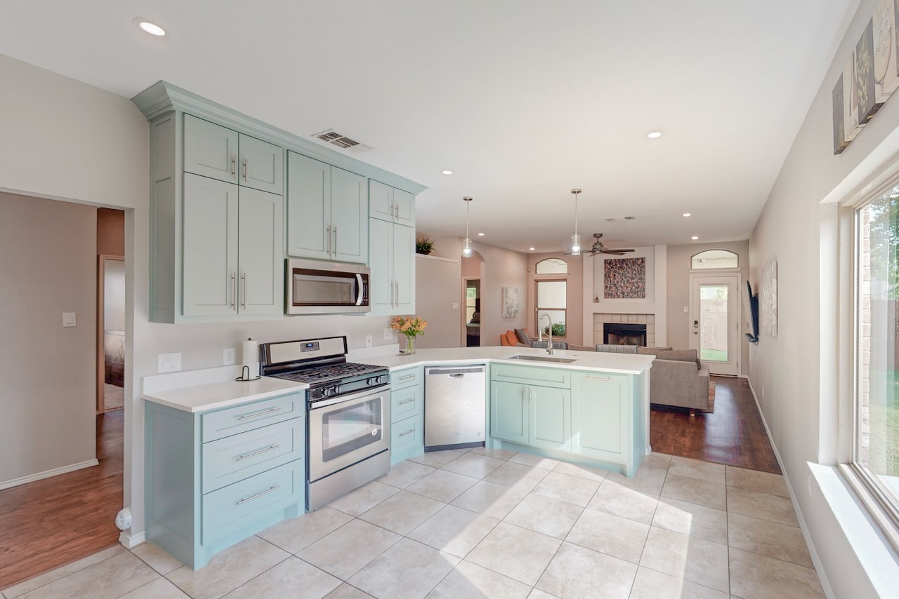 2403 Whispering Creek Drive