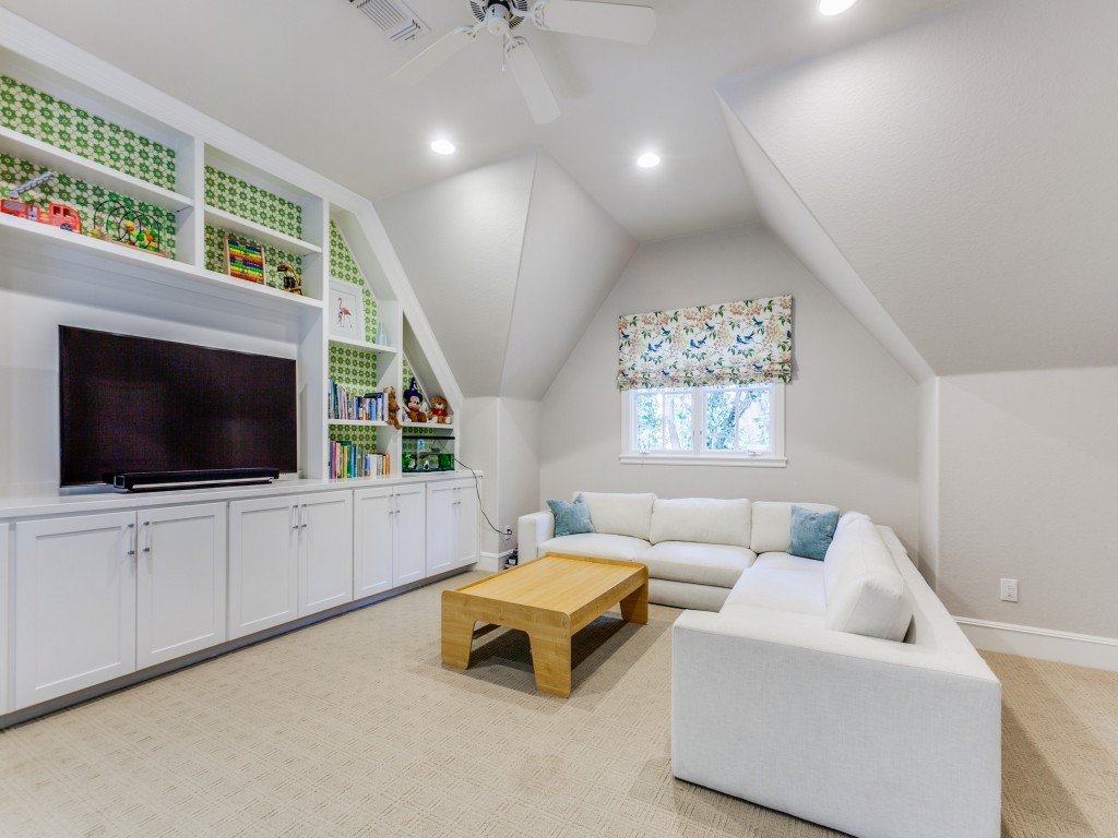 3220 Wentwood Drive
