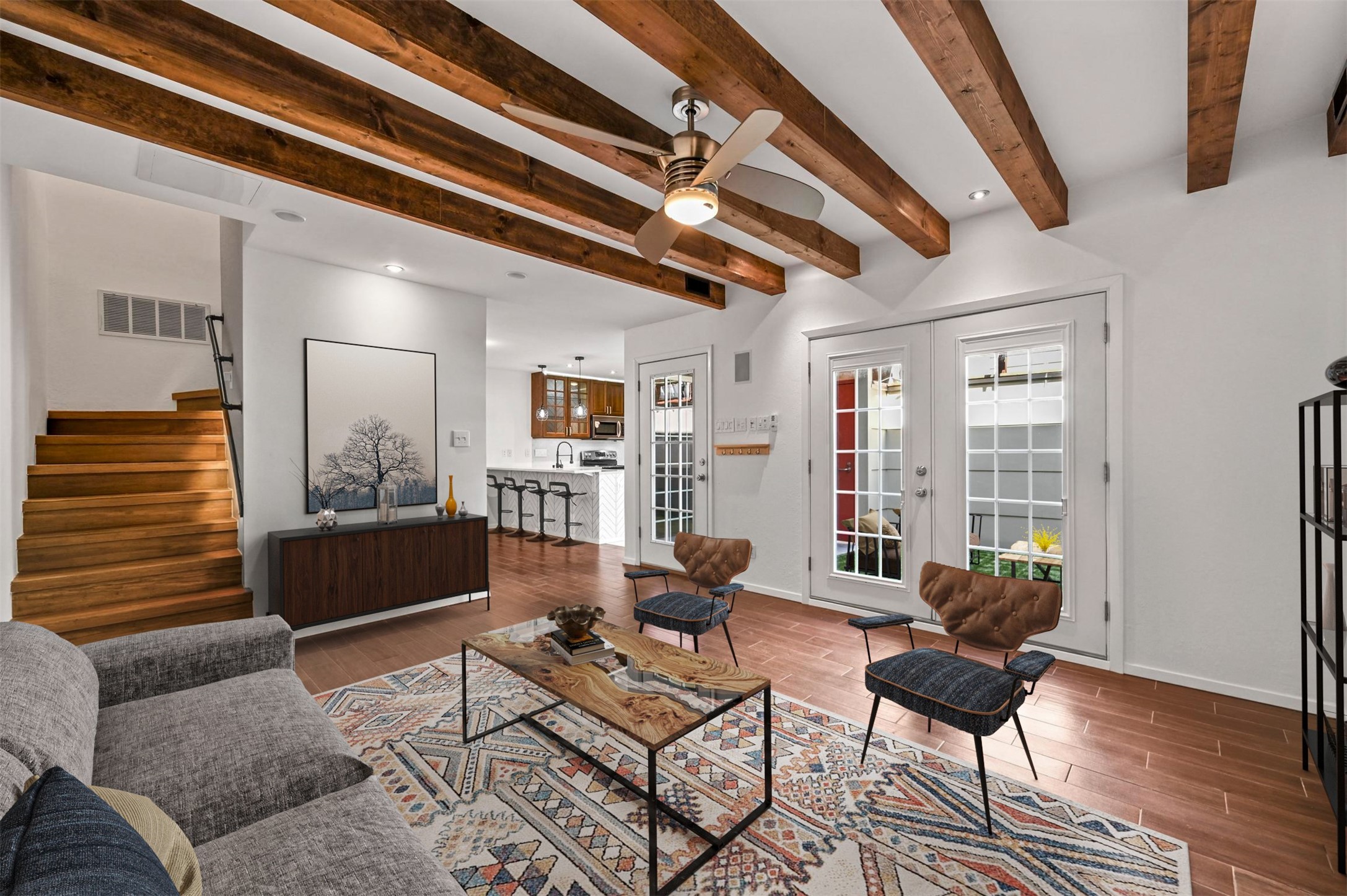 3949 Buena Vista Street E