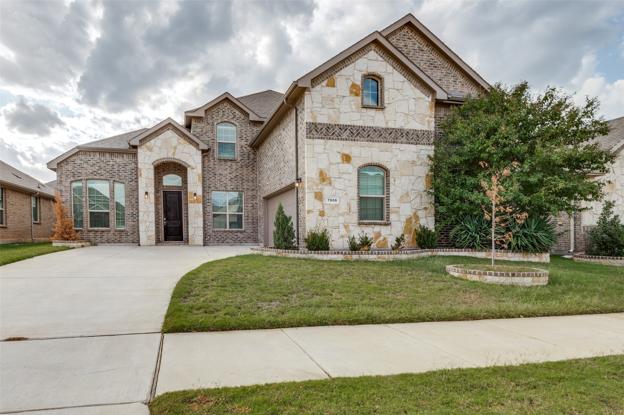7808 Links Drive
