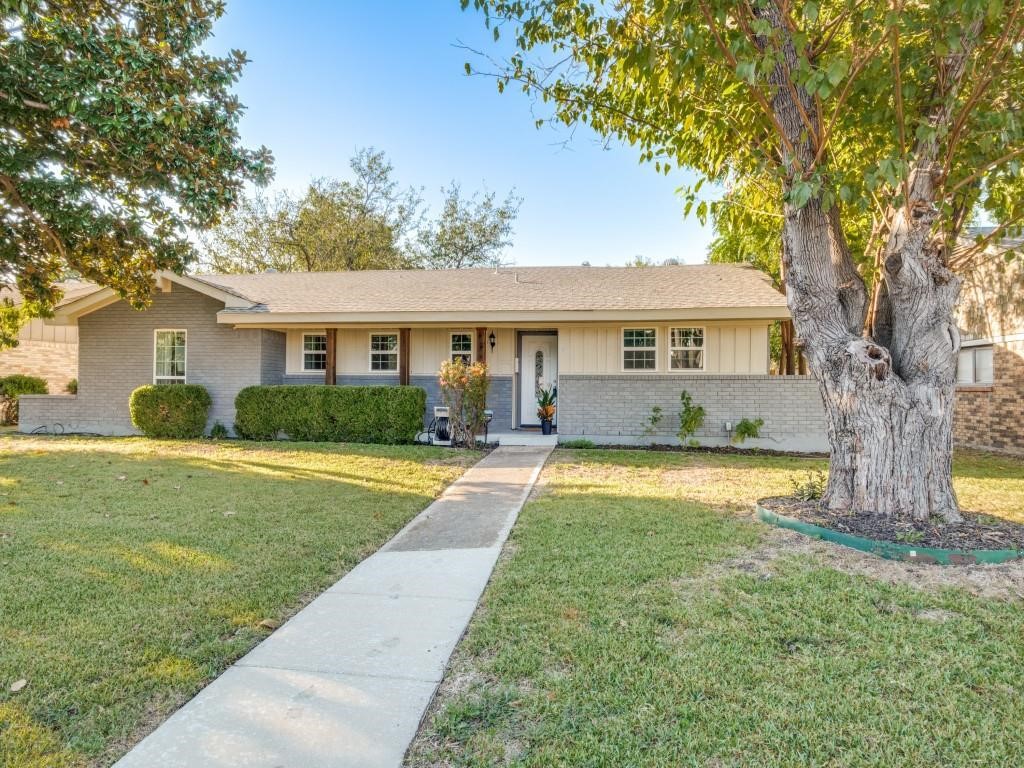 1906 Gross Road