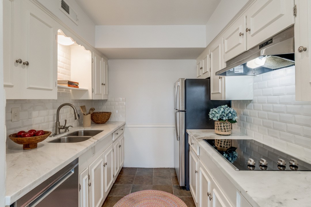 6130 Bandera Avenue C