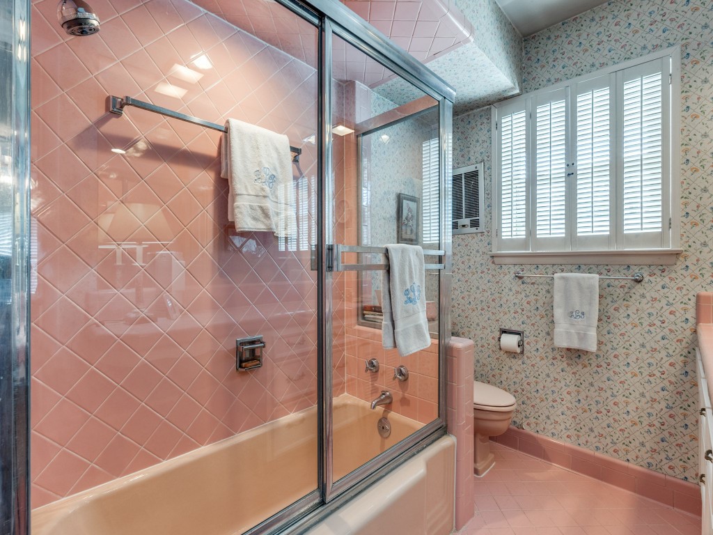 6130 Bandera Avenue C