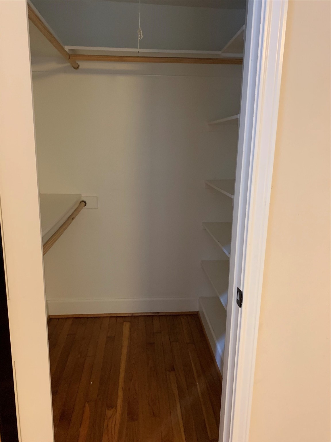 6803 San Mateo Boulevard