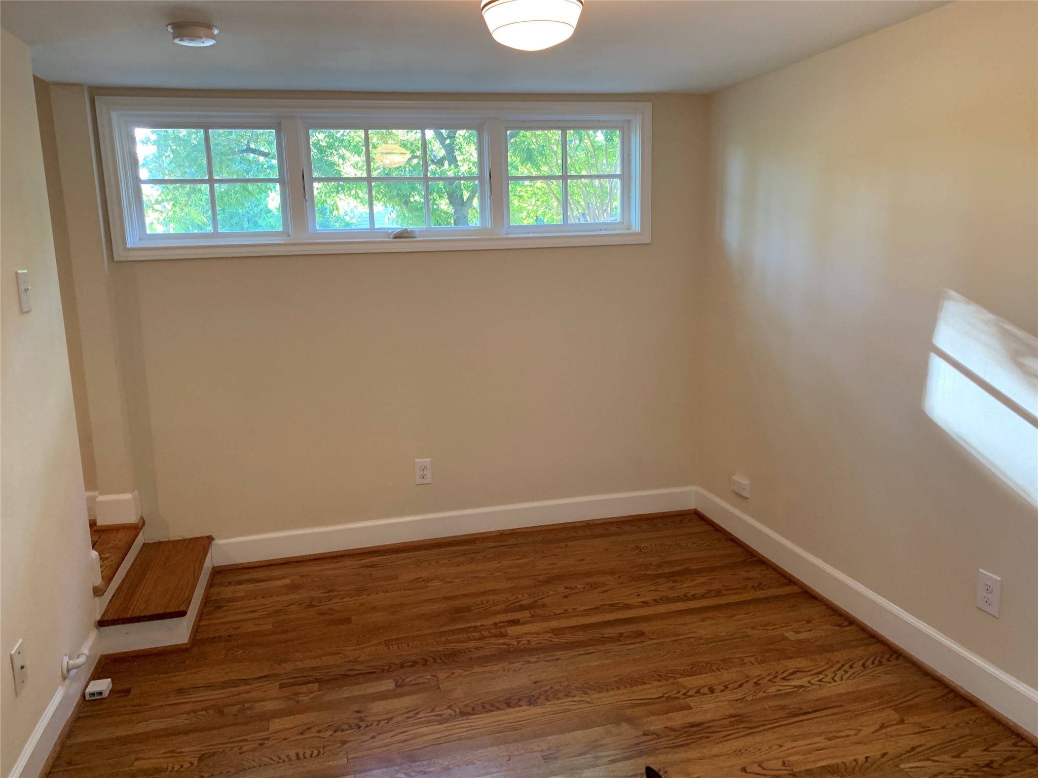 6803 San Mateo Boulevard