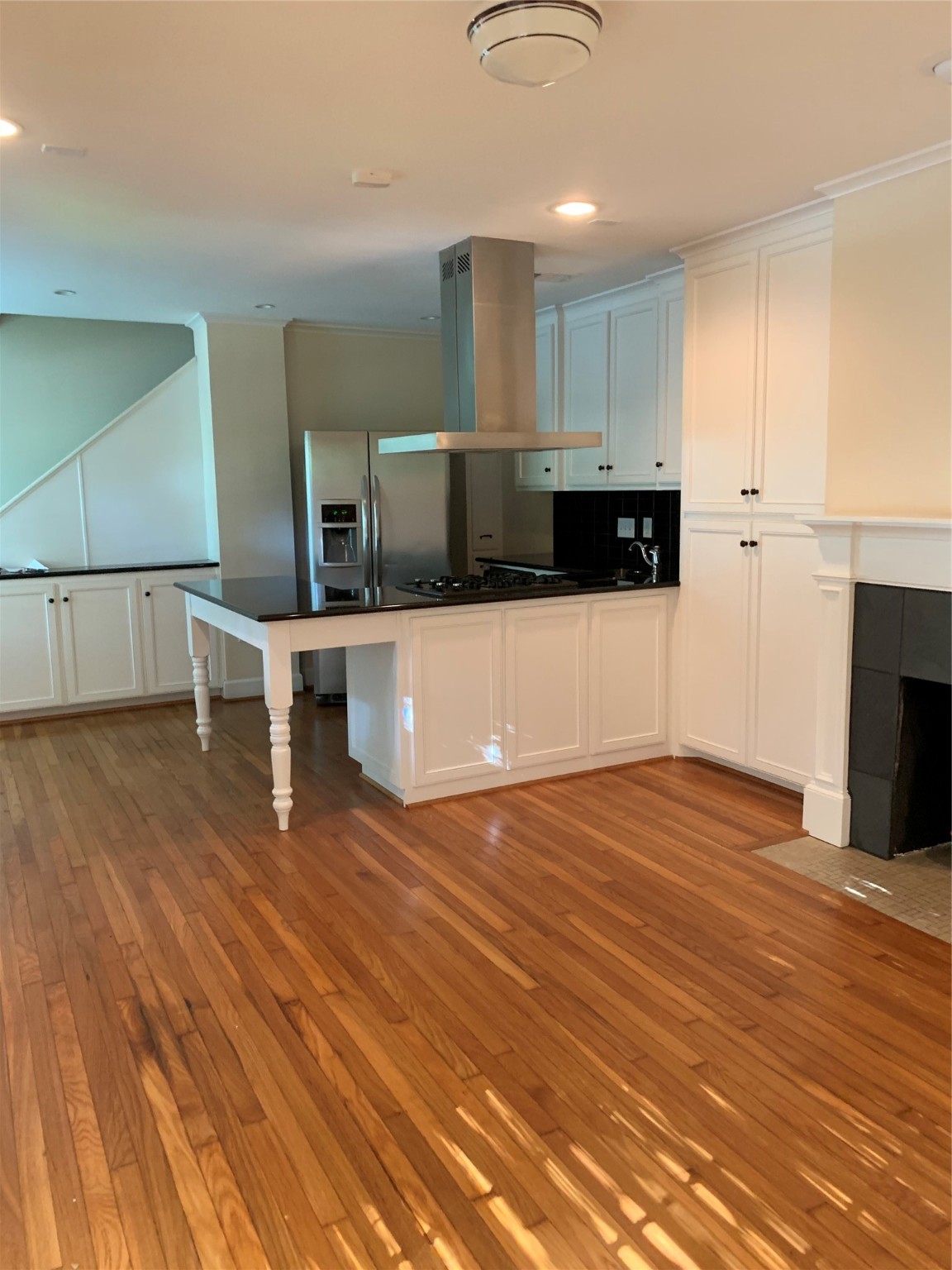 6803 San Mateo Boulevard