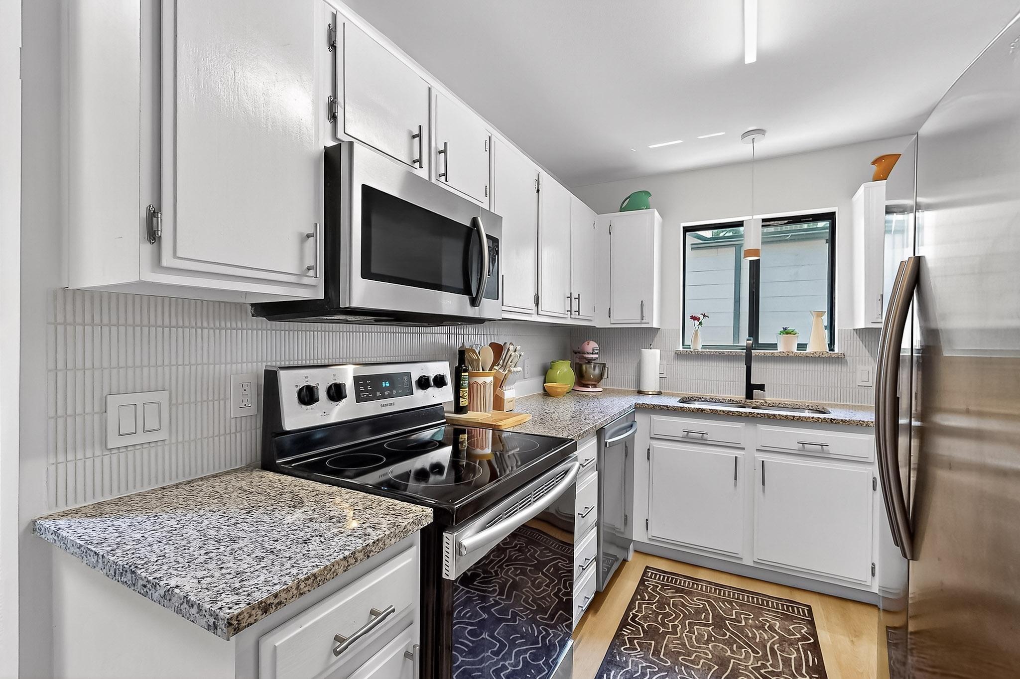 6646 E Lovers Lane 408