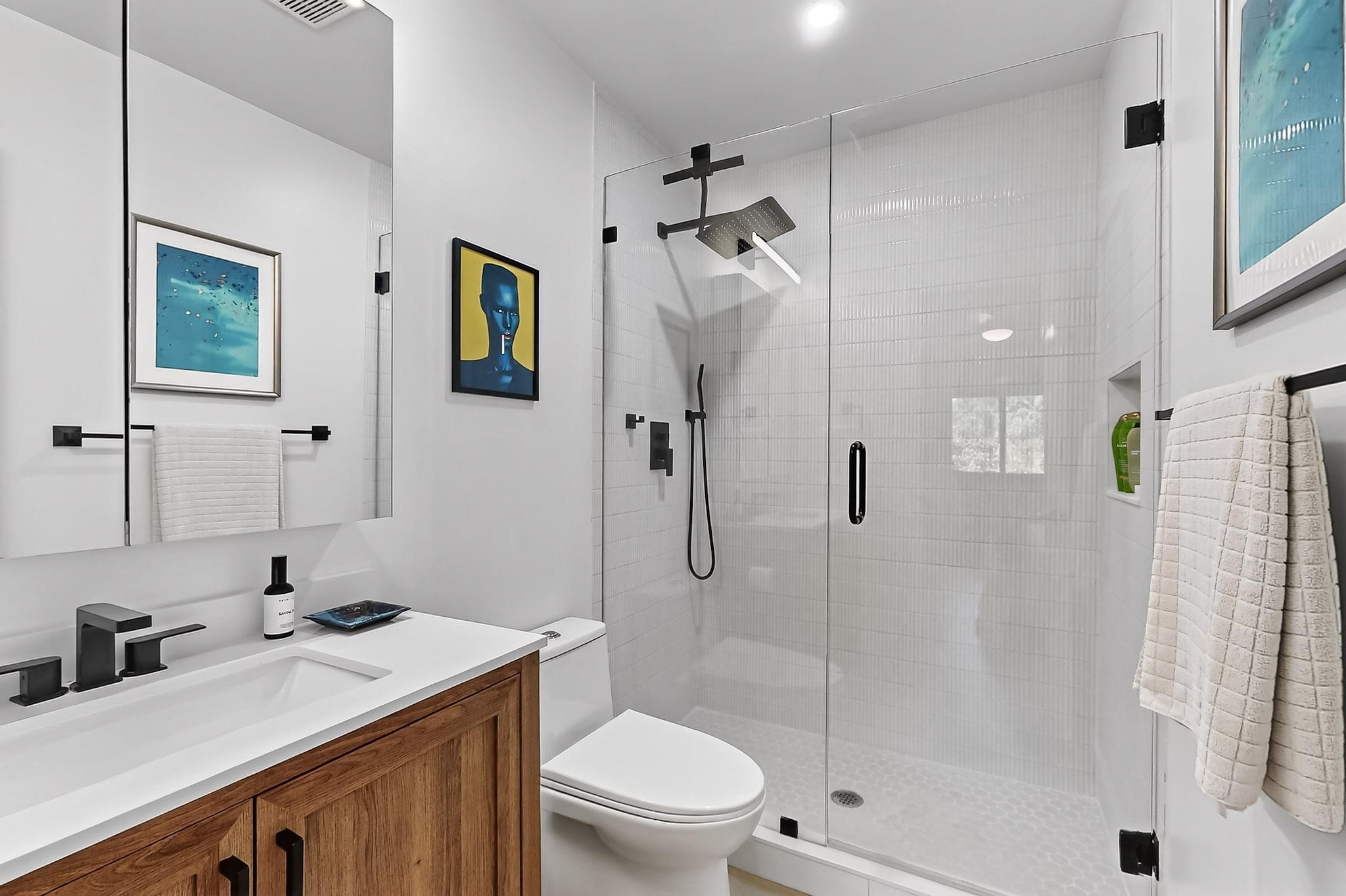 6646 E Lovers Lane 408