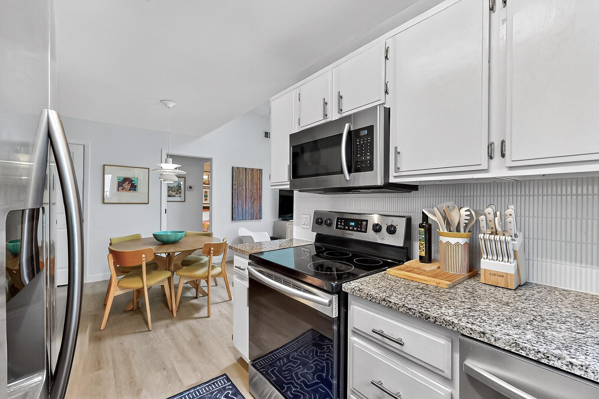 6646 E Lovers Lane 408