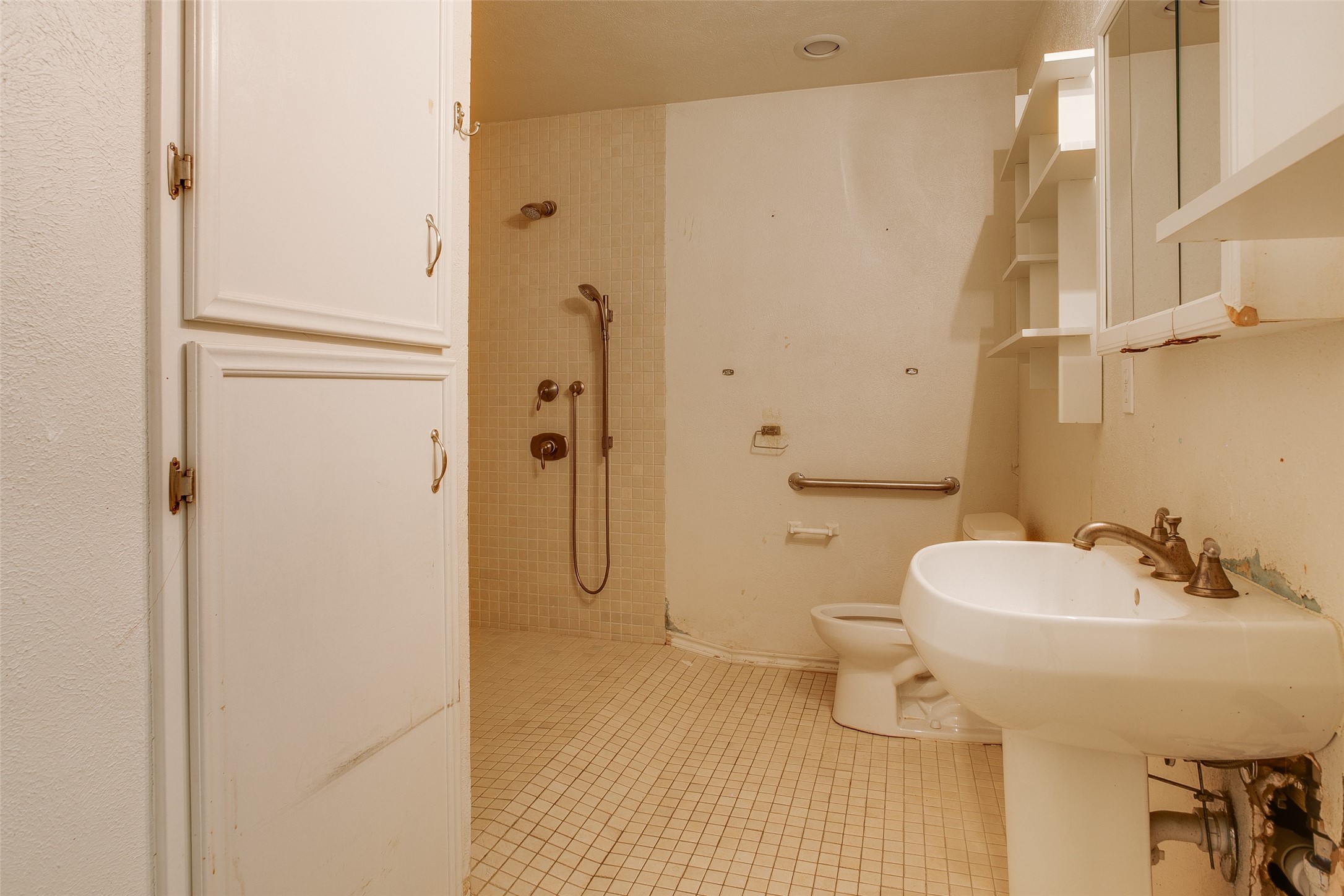 3433 Shenandoah Street