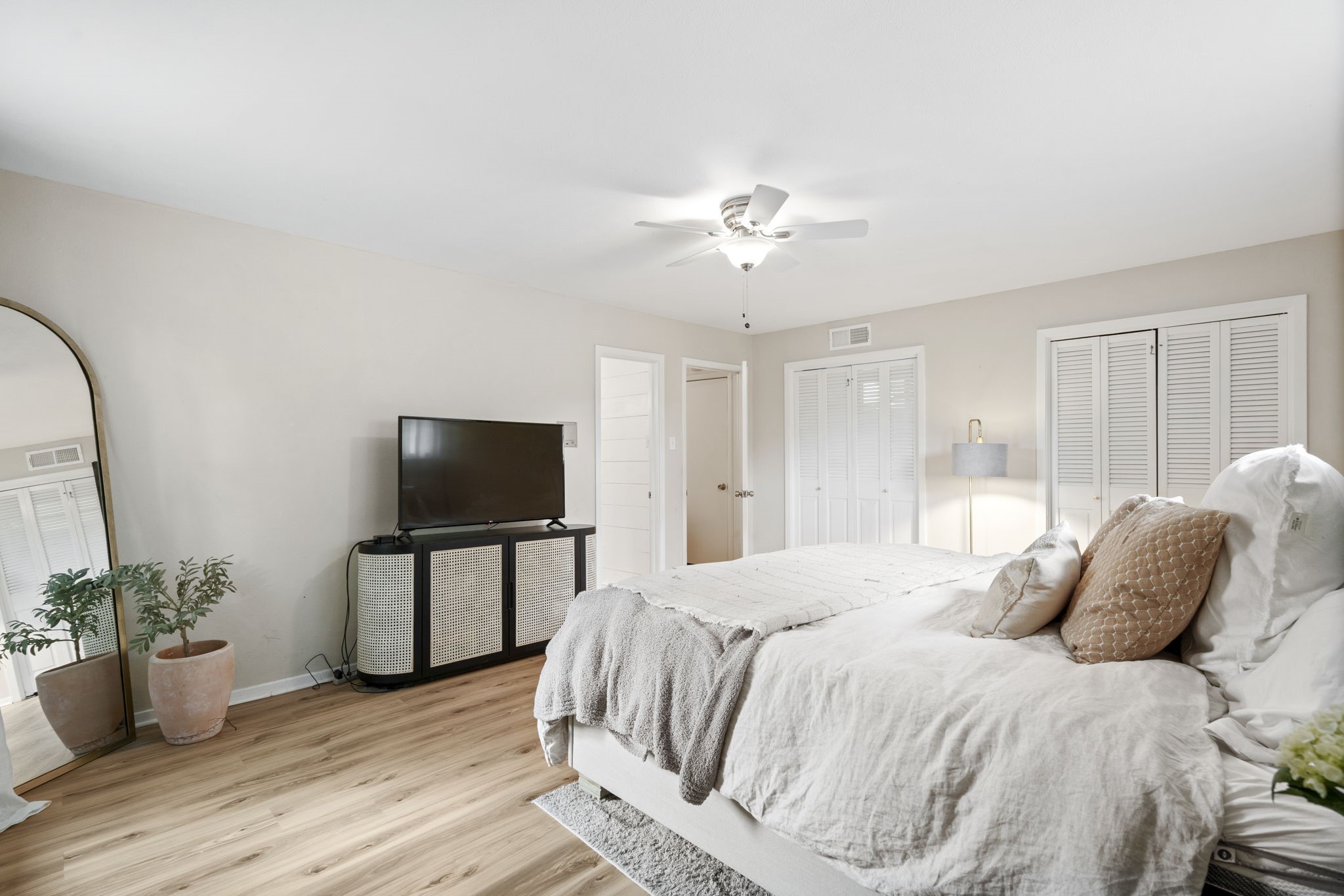 13426 Mill Grove Lane