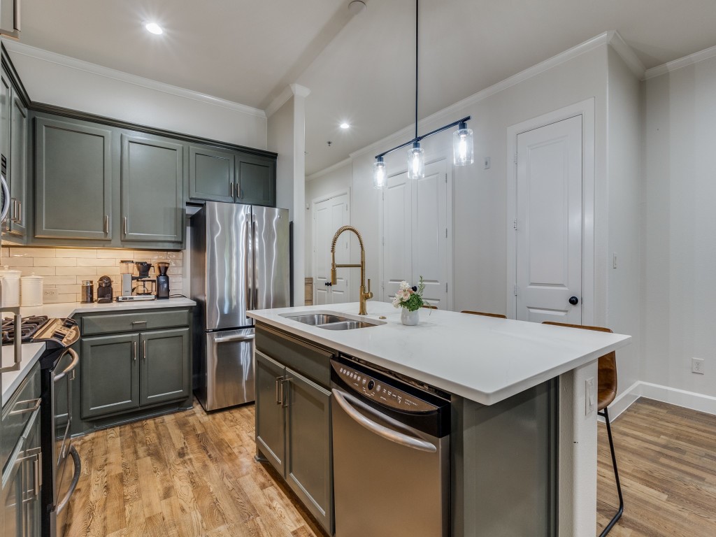 5808 Mccommas Boulevard A106