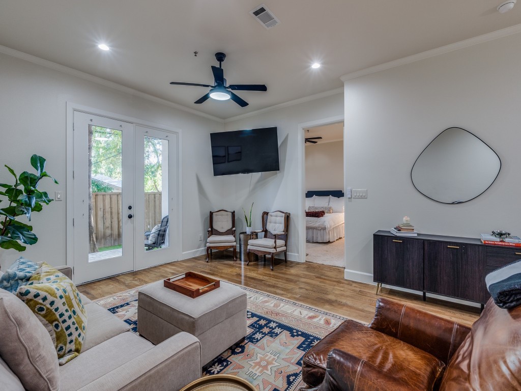 5808 Mccommas Boulevard A106