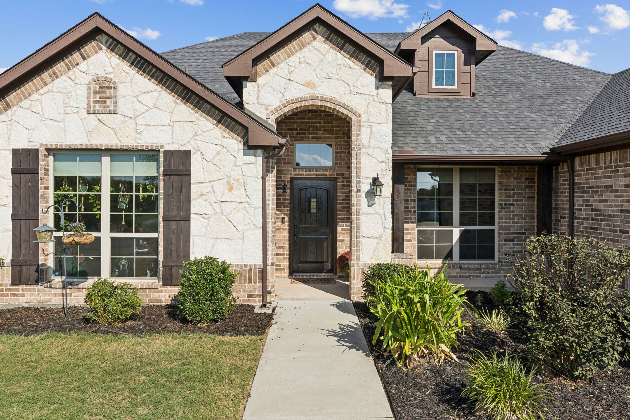 4580 County Road 494