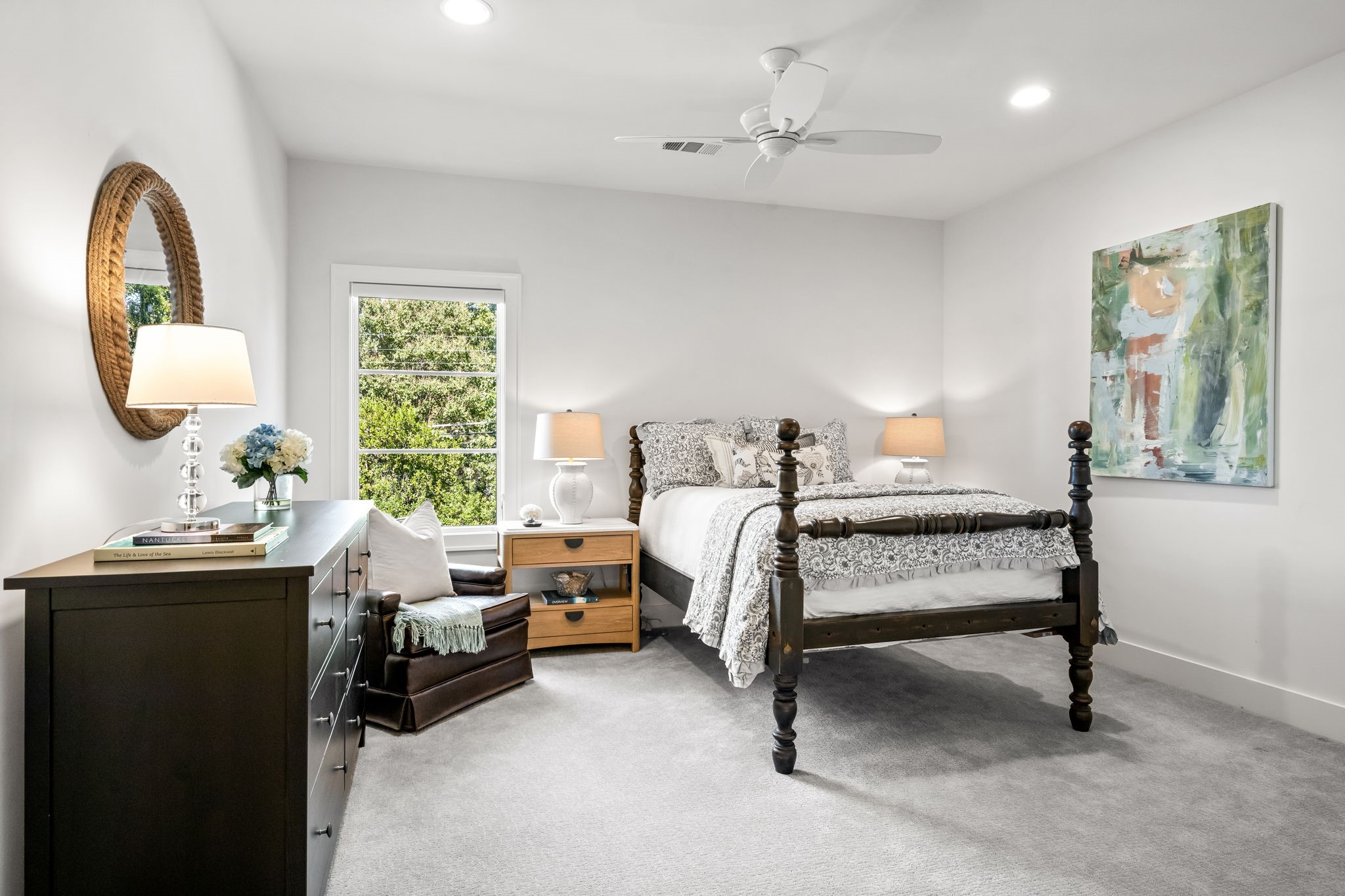 5639 W Amherst Avenue