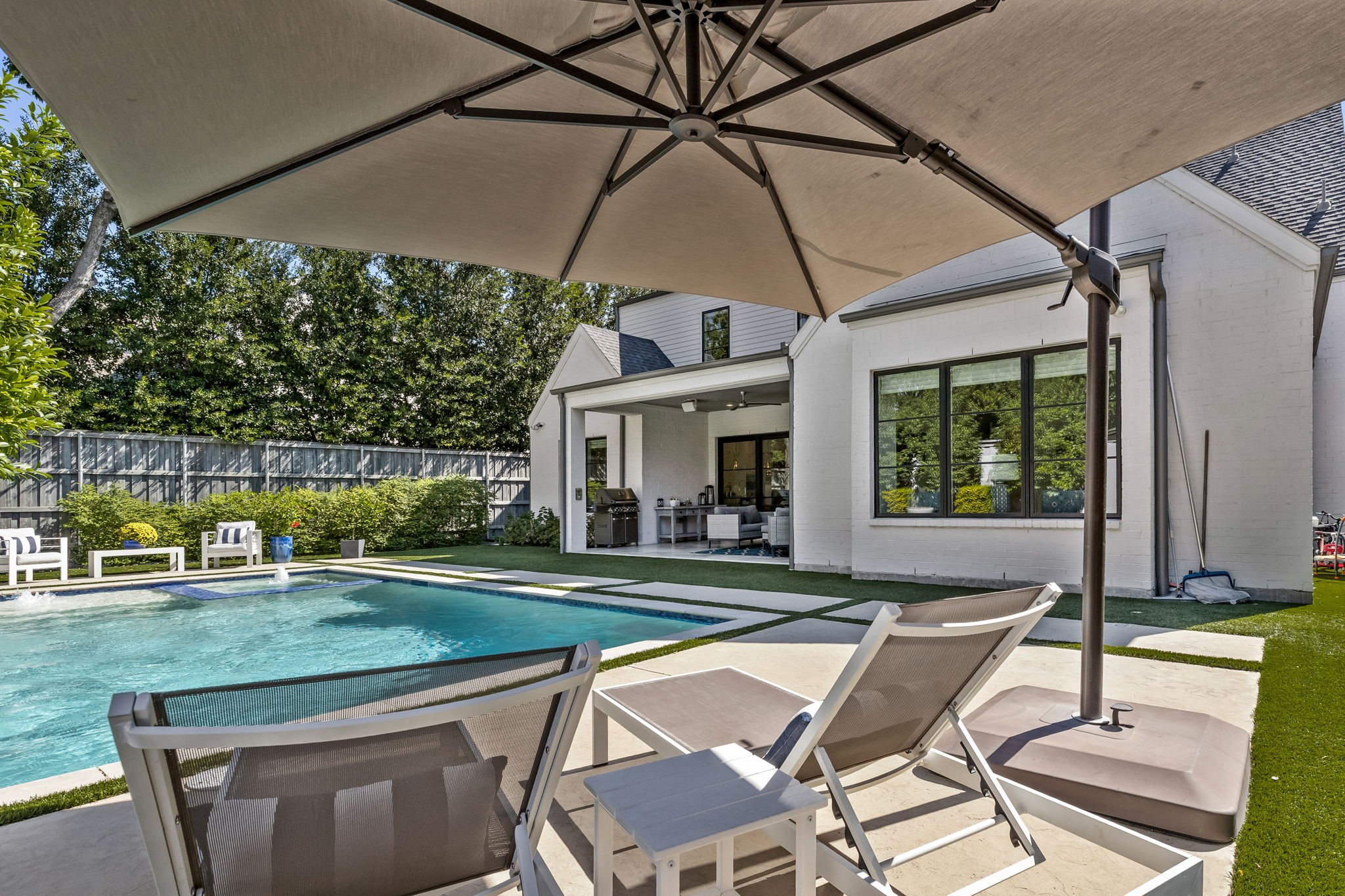 5639 W Amherst Avenue