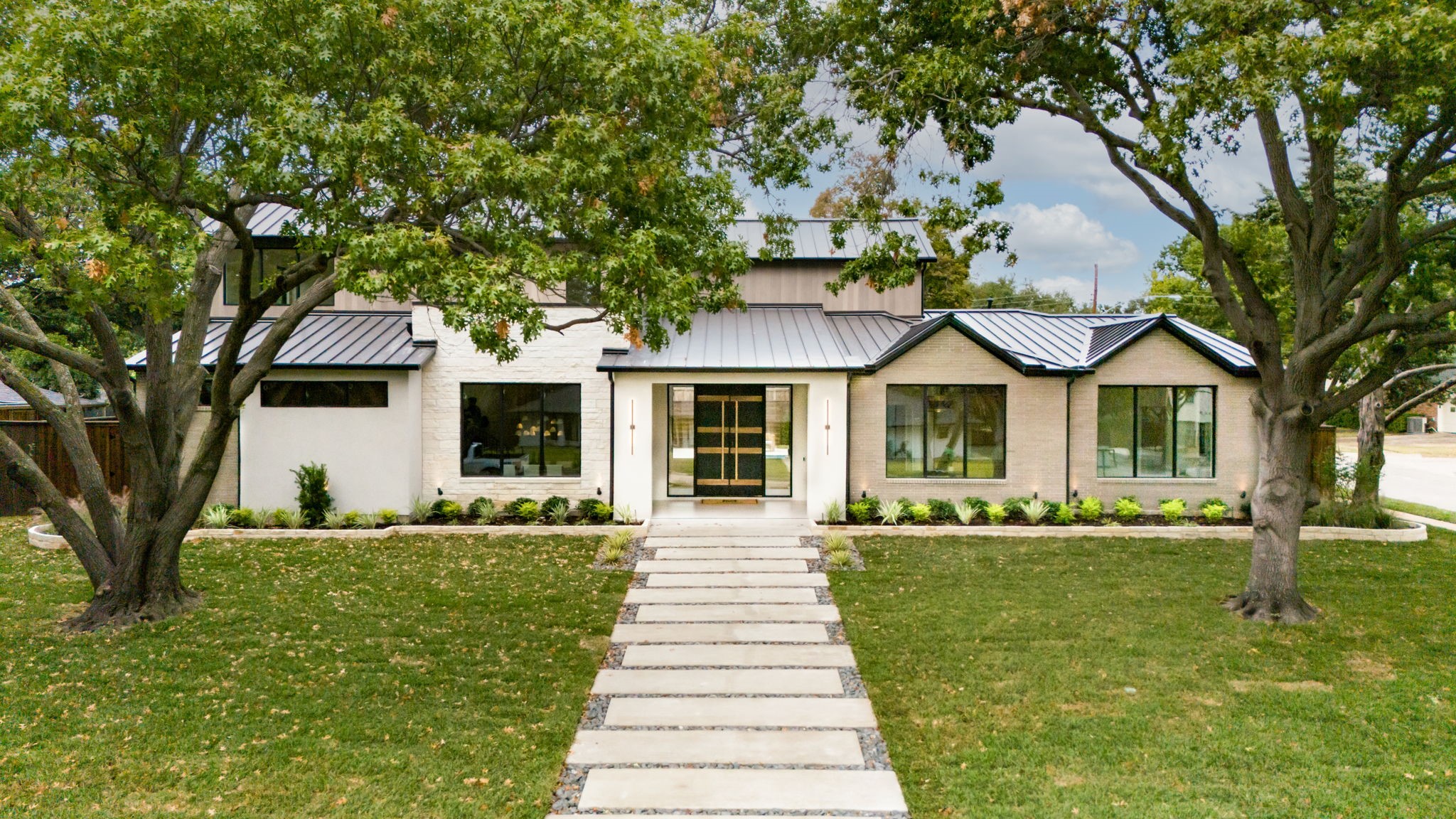 3959 Hockaday Drive