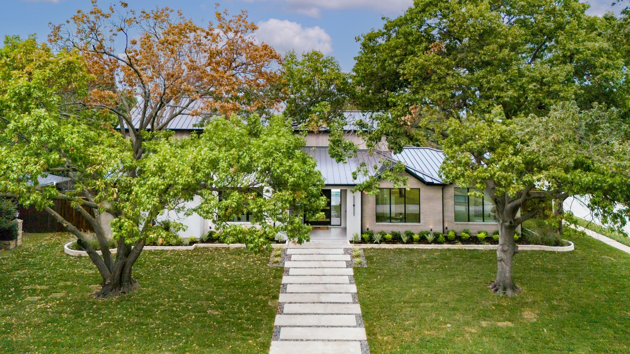 3959 Hockaday Drive