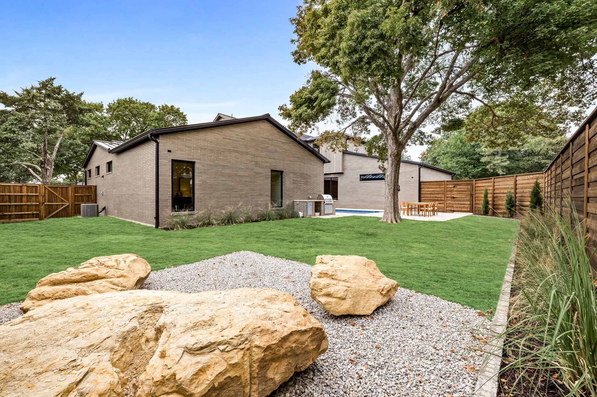 3959 Hockaday Drive