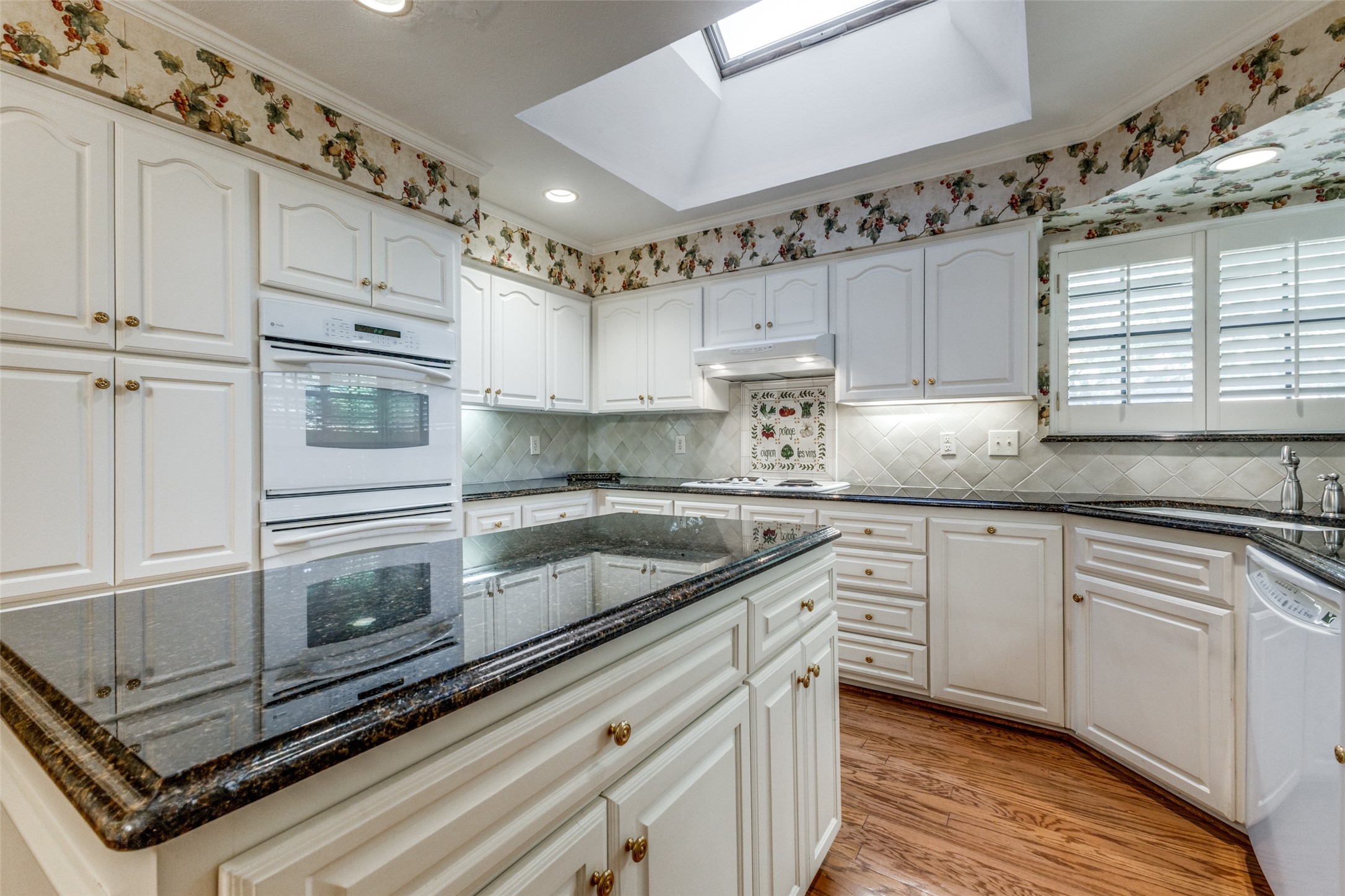 16105 Red Cedar Trail