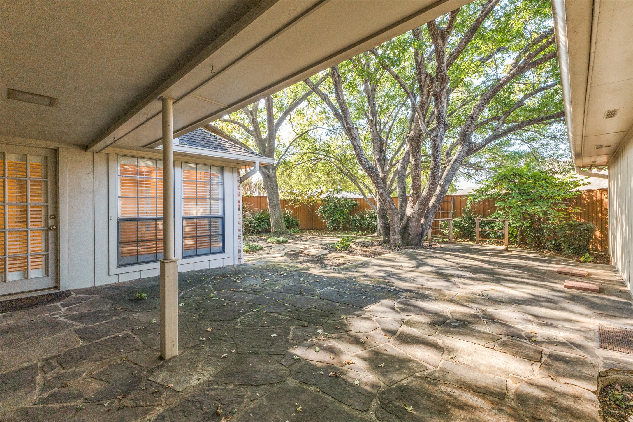 16105 Red Cedar Trail