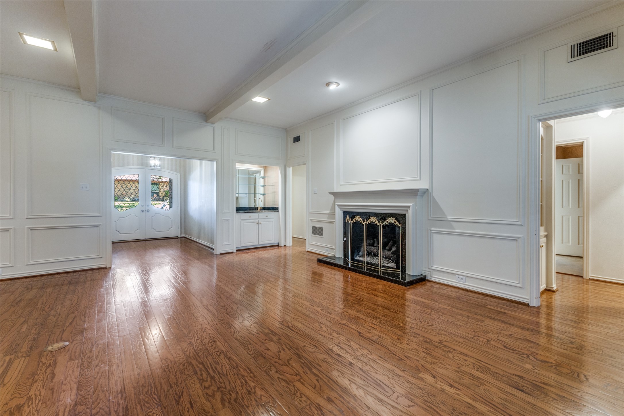 16105 Red Cedar Trail