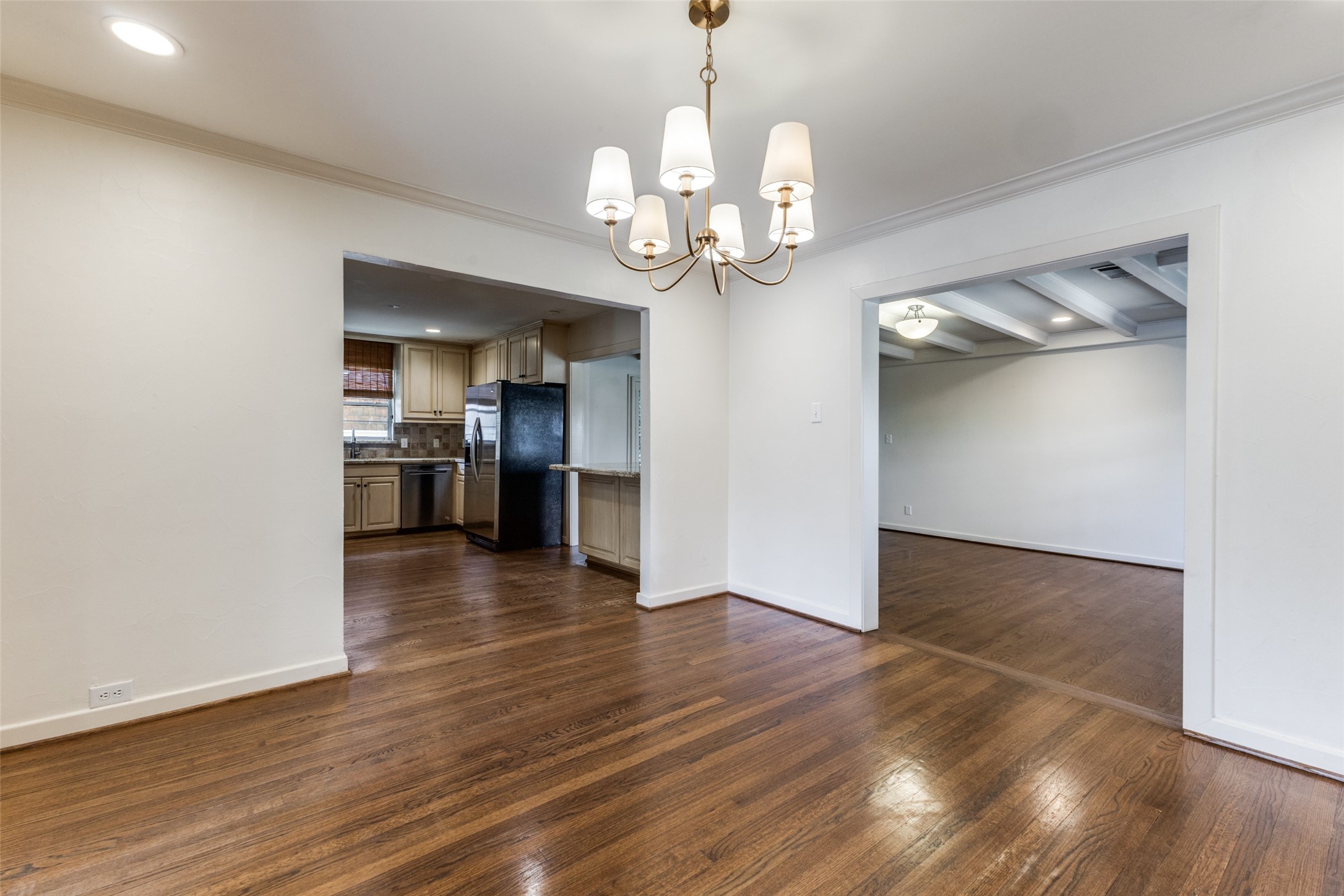 3224 Villanova Street