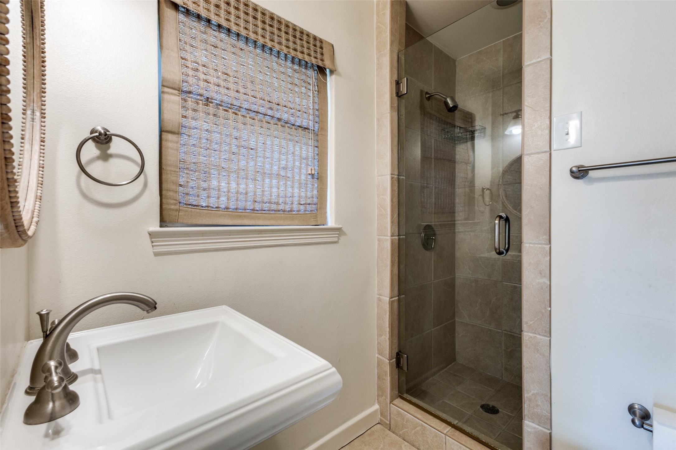 3224 Villanova Street