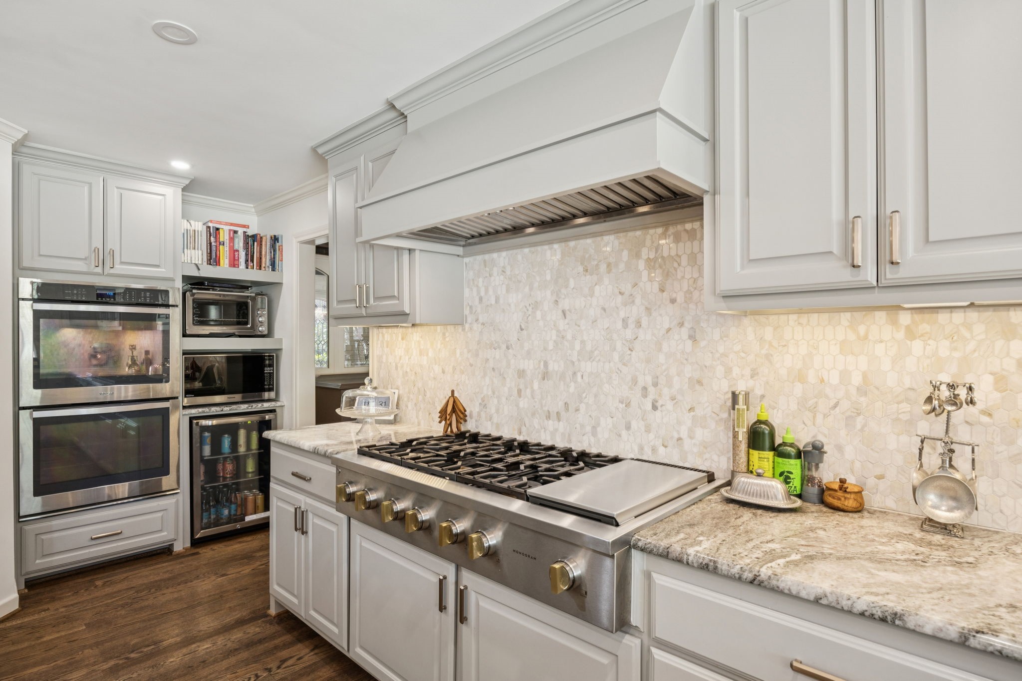 4549 Walnut Hill Lane