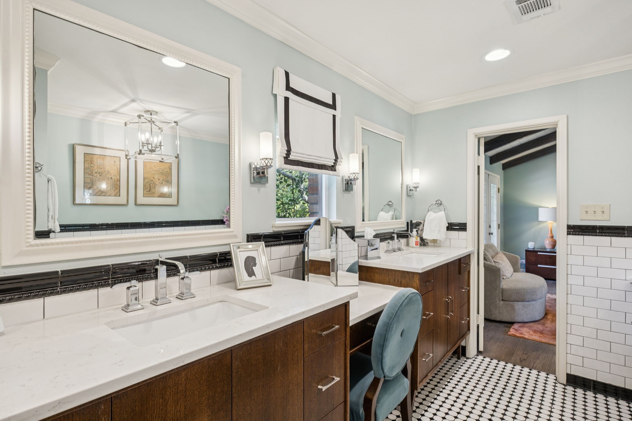 4549 Walnut Hill Lane