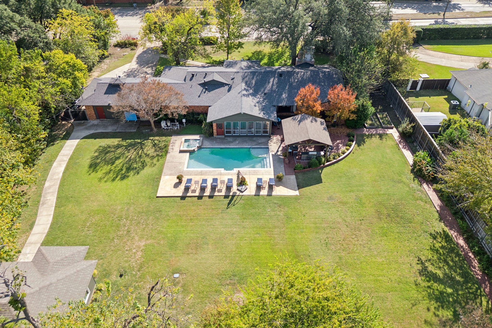 4549 Walnut Hill Lane