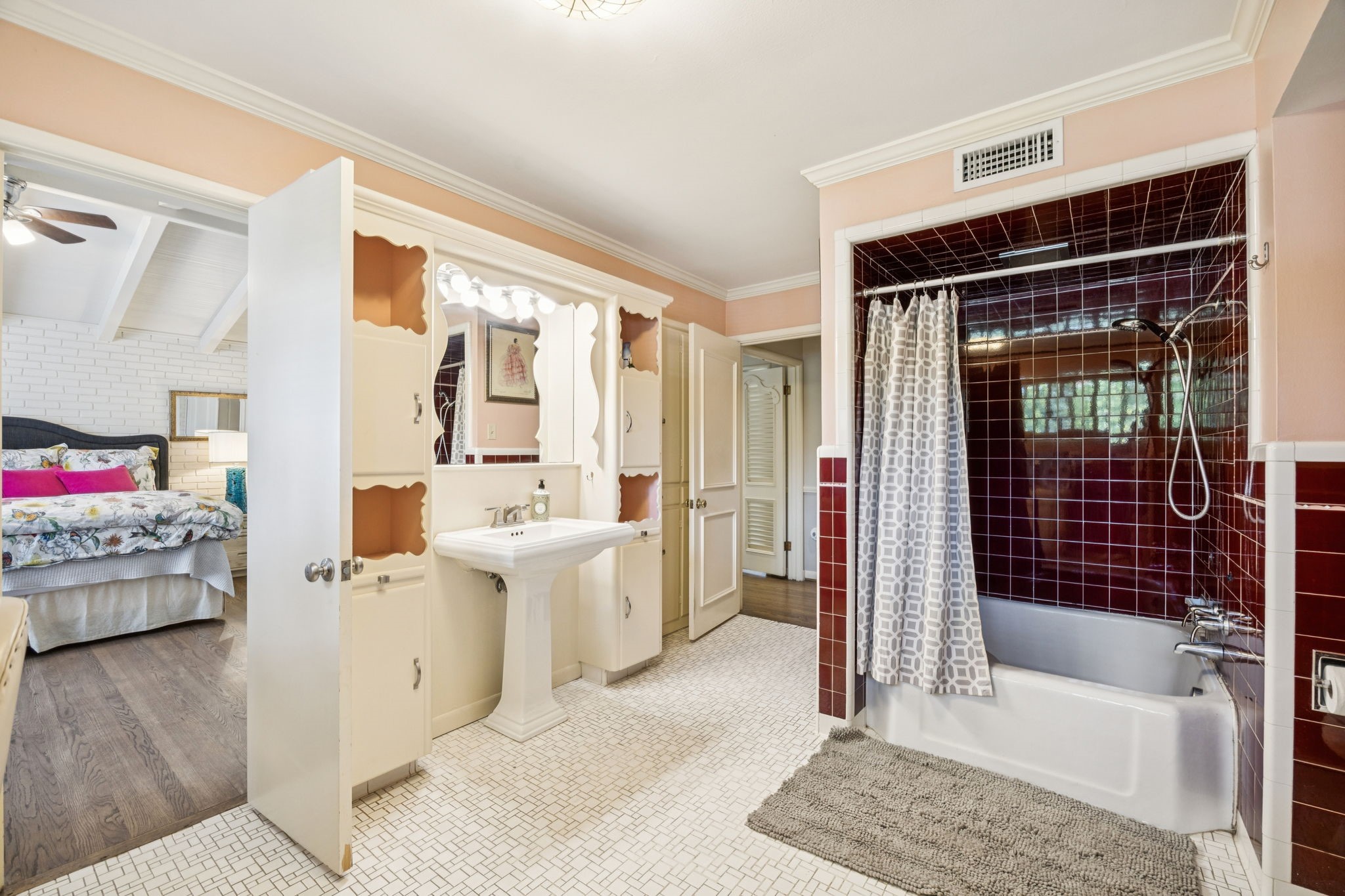 4549 Walnut Hill Lane