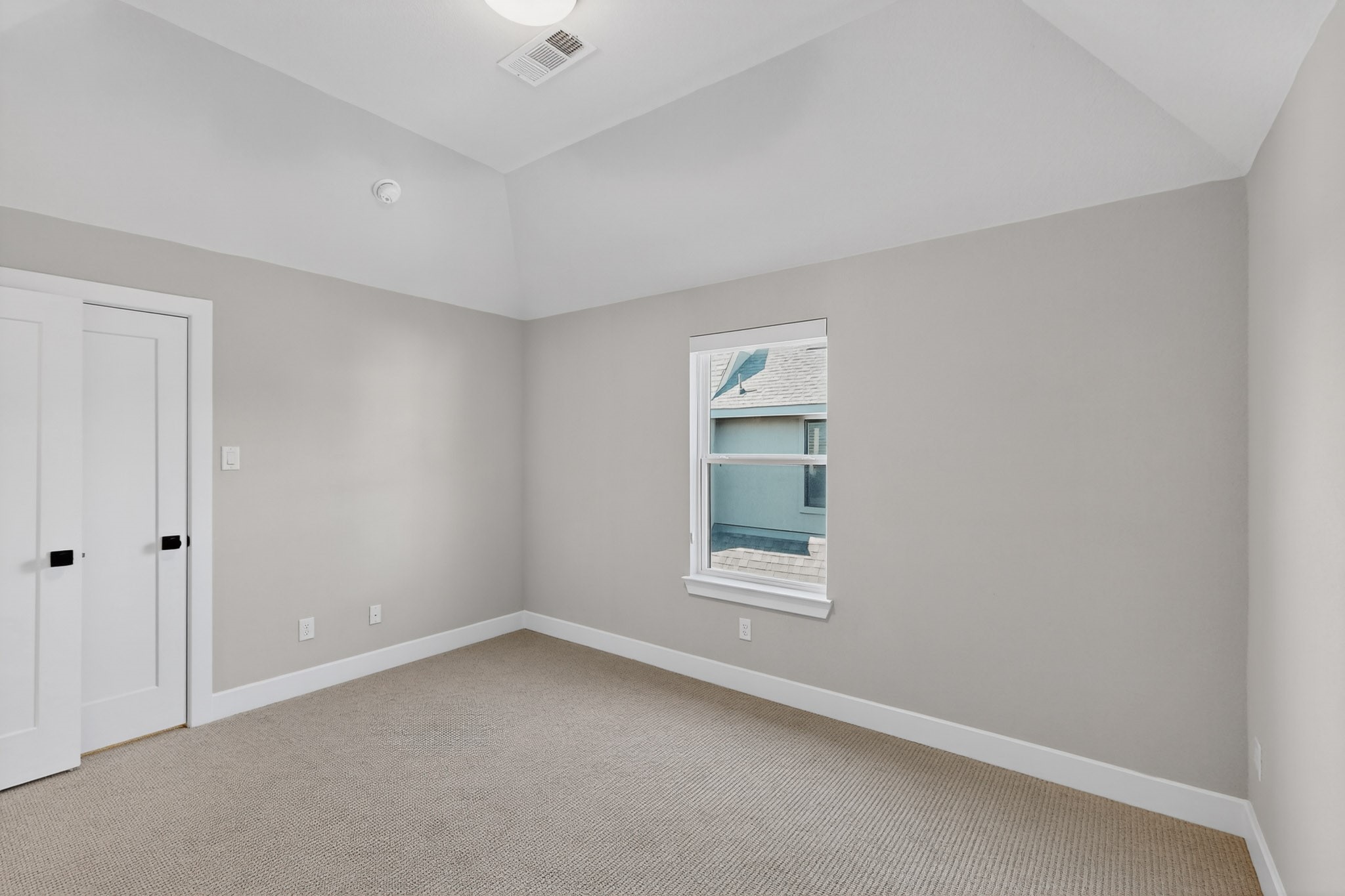 15592 Songbird Street