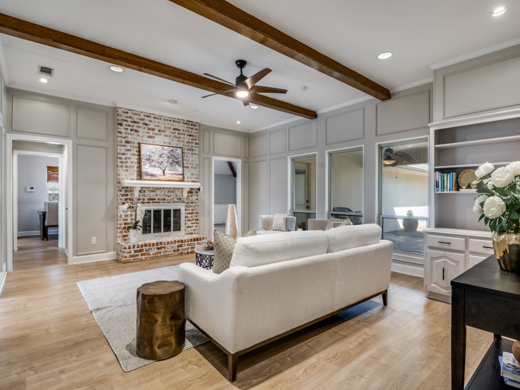 2810 Club Meadow Drive