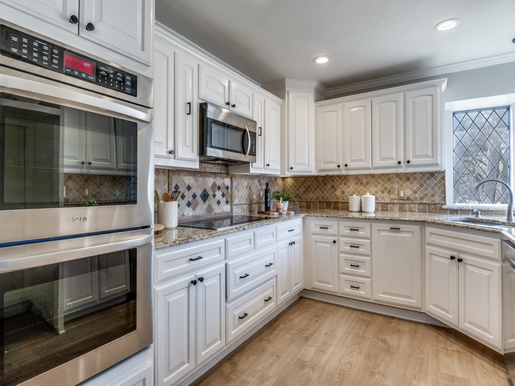 2810 Club Meadow Drive