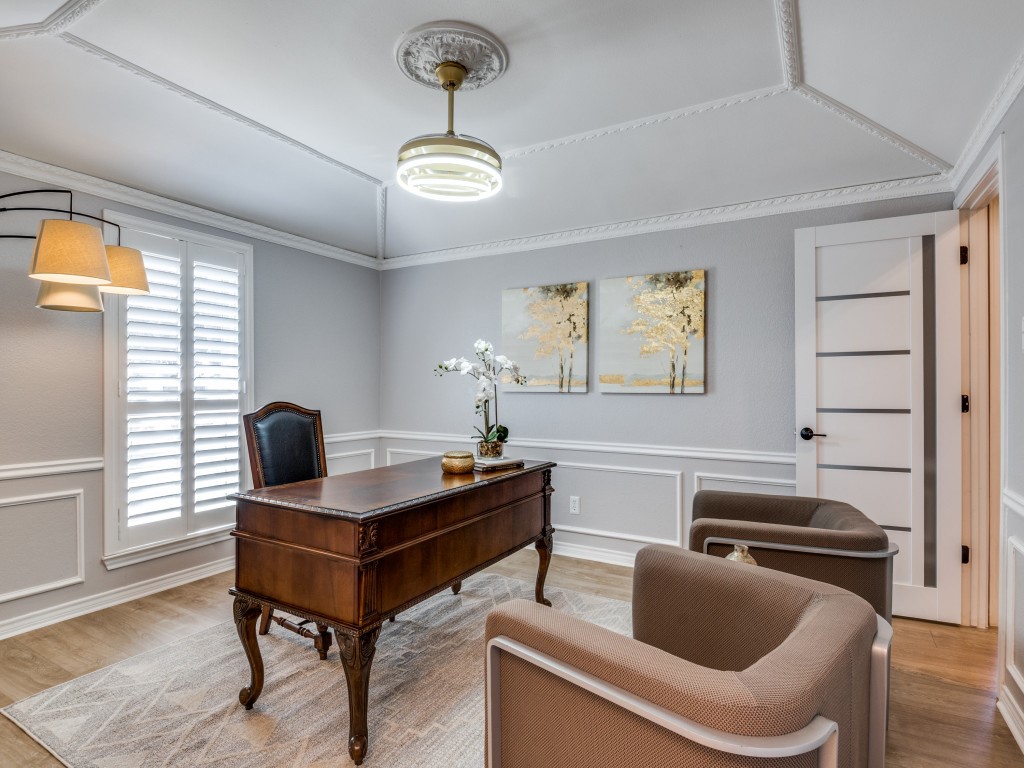 2810 Club Meadow Drive