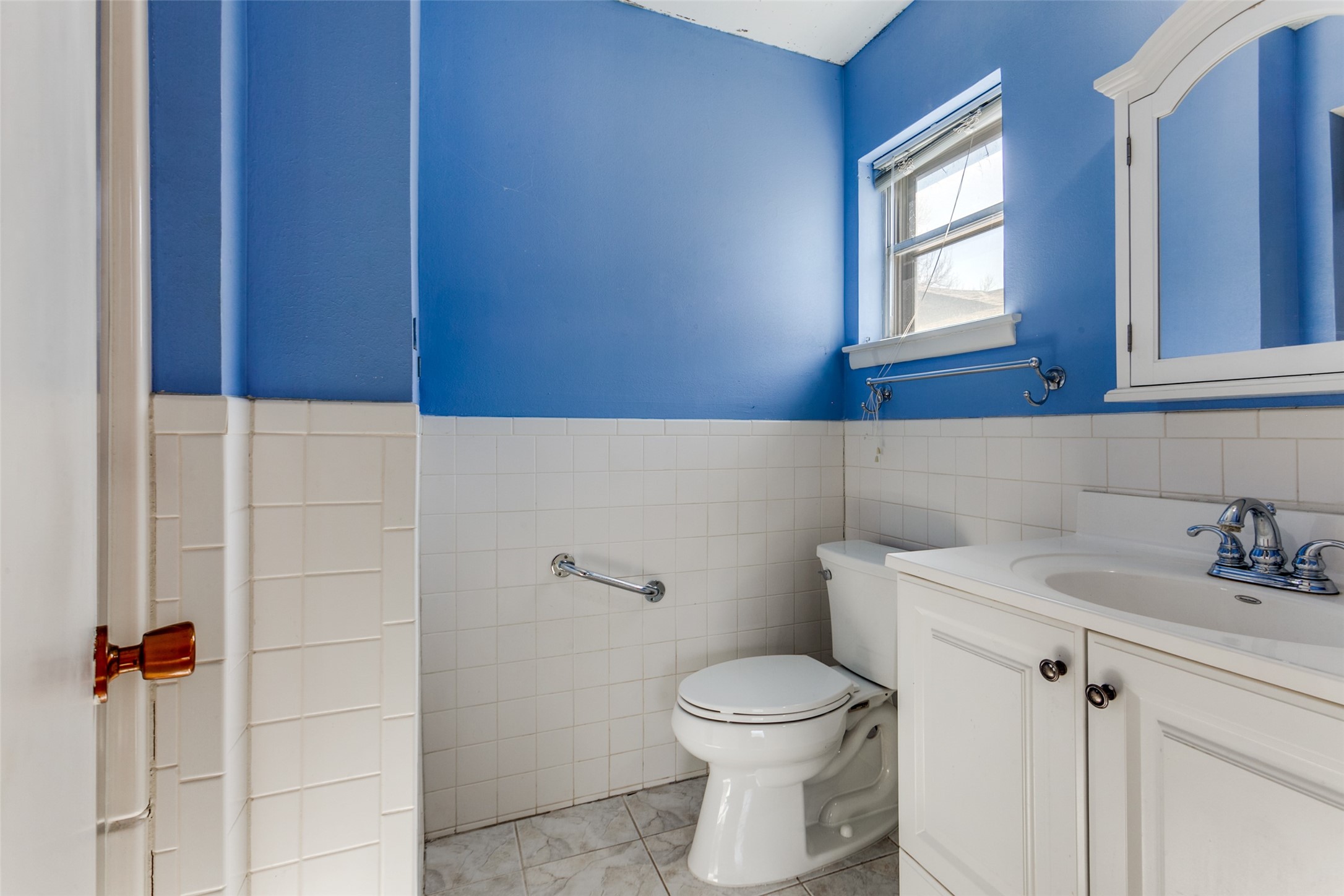 12018 Sunland Street