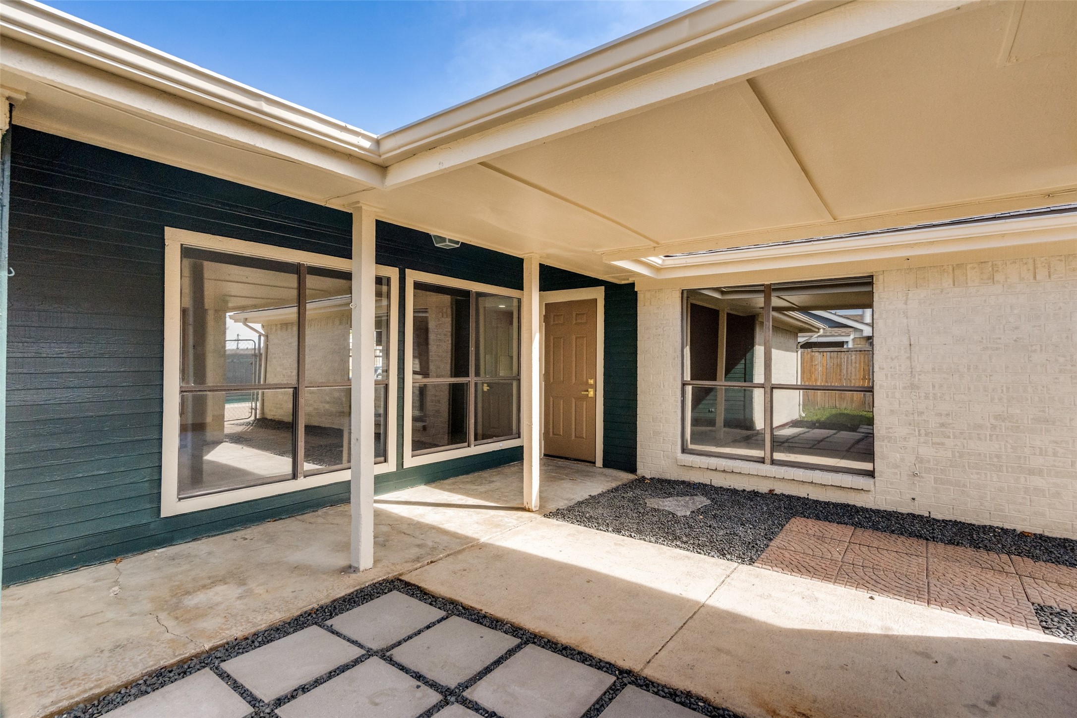 704 kipling Drive