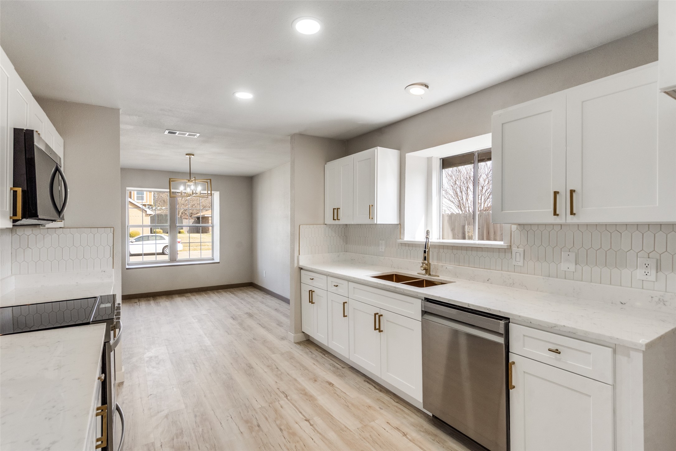 704 kipling Drive