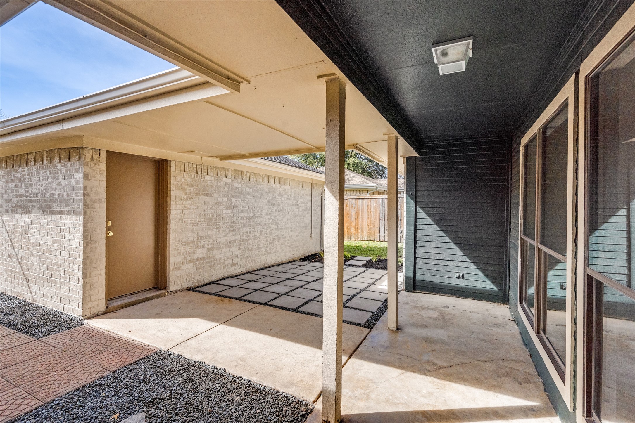 704 kipling Drive