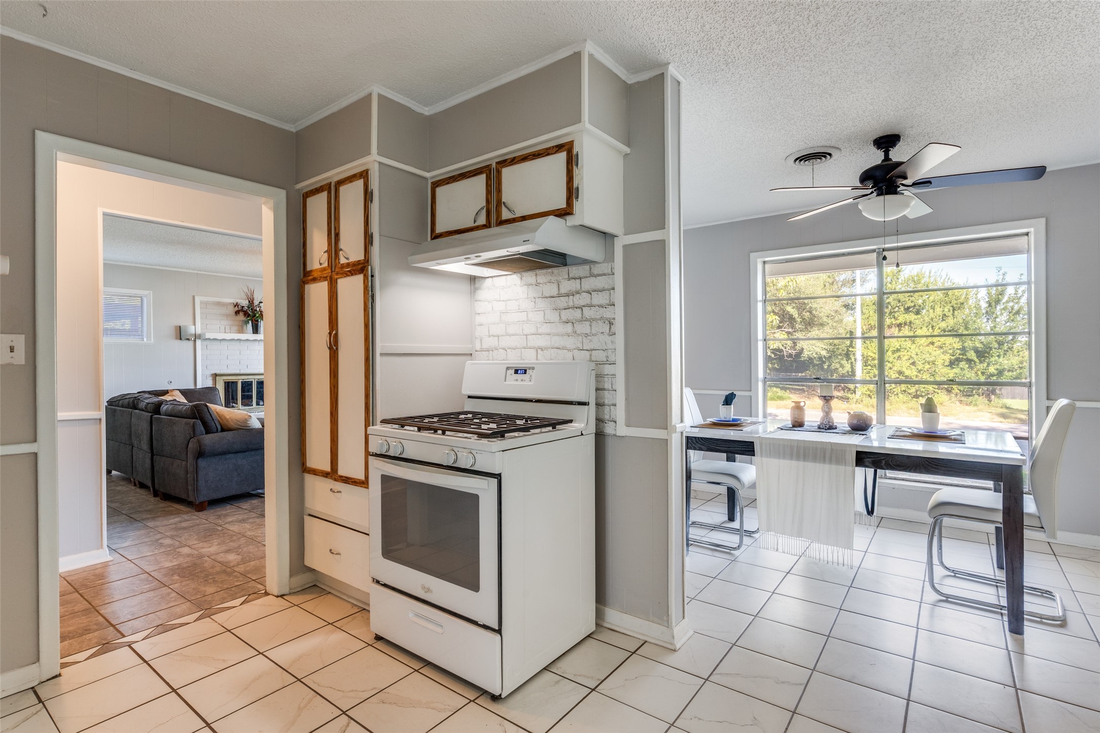 1505 N Matthews Street