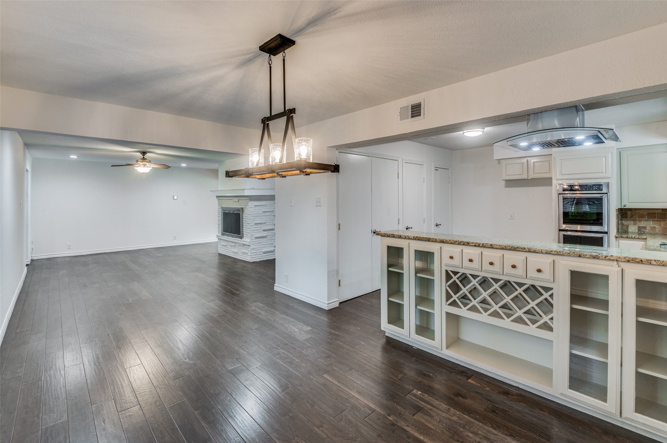 6815 Azalea Lane