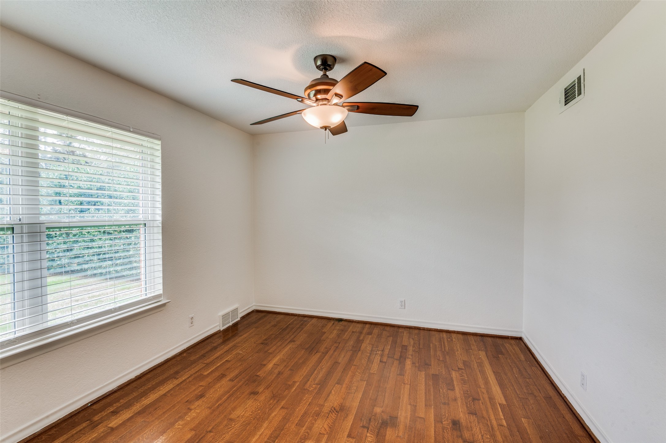 6815 Azalea Lane